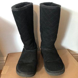 UGG Australia Tall Black Diamond Quilted Boots 7